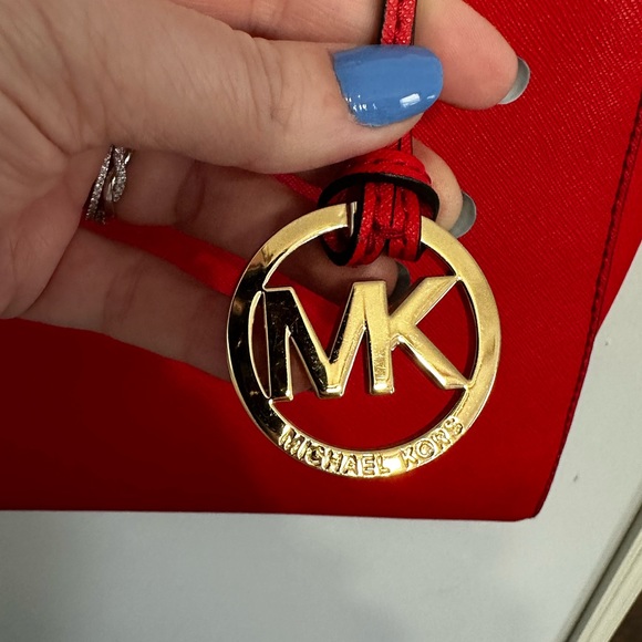 Michael kohrs purse - Picture 8 of 8